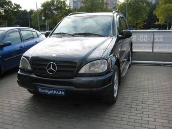 2000 Mercedes-Benz ML-Class