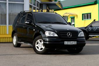 2000 Mercedes-Benz ML-Class