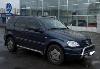 2000 Mercedes-Benz ML-Class Images