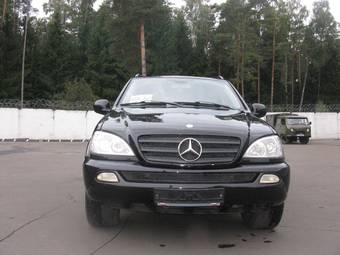 2000 Mercedes-Benz ML-Class Photos