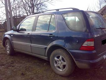 2001 Mercedes-Benz ML-Class Photos