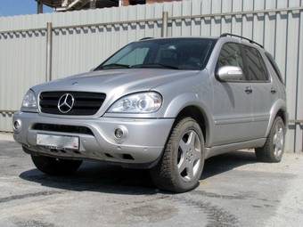 2001 Mercedes-Benz ML-Class Pictures