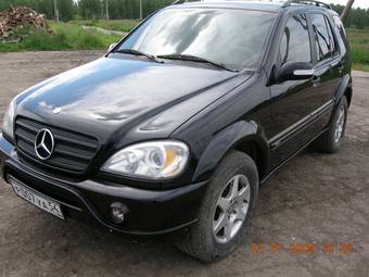 2001 Mercedes-Benz ML-Class Pics