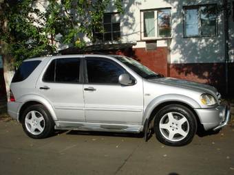 2001 Mercedes-Benz ML-Class Photos