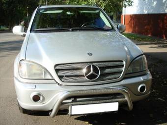 2001 Mercedes-Benz ML-Class Wallpapers