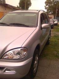 2002 Mercedes-Benz ML-Class Images