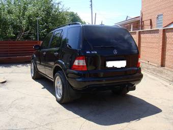 2002 Mercedes-Benz ML-Class Photos