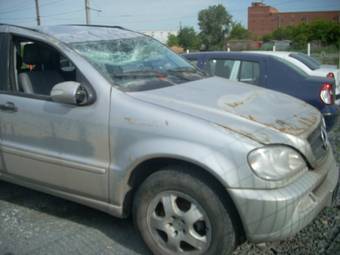 2002 Mercedes-Benz ML-Class Photos