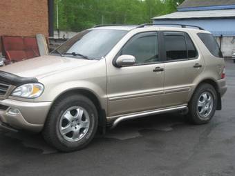 2002 Mercedes-Benz ML-Class Photos
