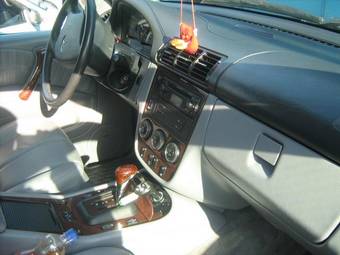 2003 Mercedes-Benz ML-Class Photos