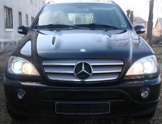 2003 Mercedes-Benz ML-Class Images