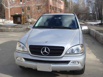 2003 Mercedes-Benz ML-Class Pictures