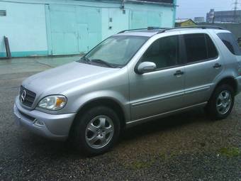 2003 Mercedes-Benz ML-Class Wallpapers