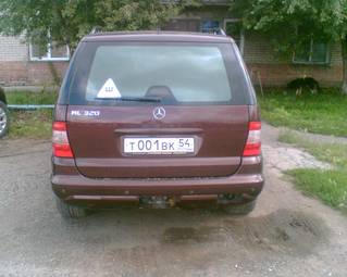 2003 Mercedes-Benz ML-Class Photos