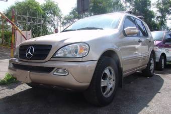 2003 Mercedes-Benz ML-Class Photos