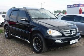 2003 Mercedes-Benz ML-Class Pictures