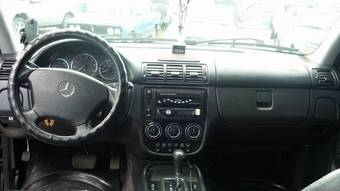 2003 Mercedes-Benz ML-Class Photos