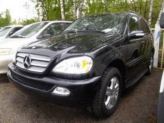 2004 Mercedes-Benz ML-Class Photos