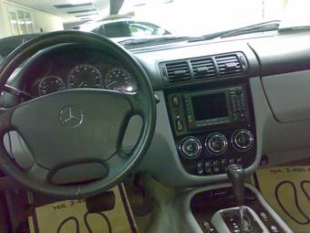 2004 Mercedes-Benz ML-Class Pics