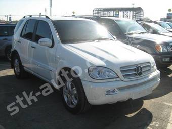 2004 Mercedes-Benz ML-Class Photos