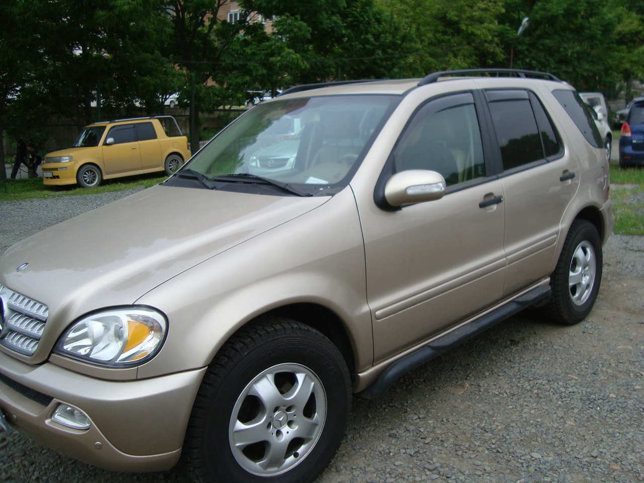 2004 Mercedes-Benz ML-Class