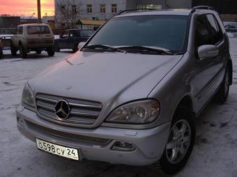 2004 Mercedes-Benz ML-Class Photos
