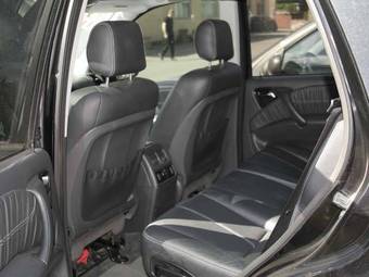 2004 Mercedes-Benz ML-Class Photos