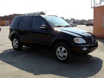 2004 Mercedes-Benz ML-Class Photos