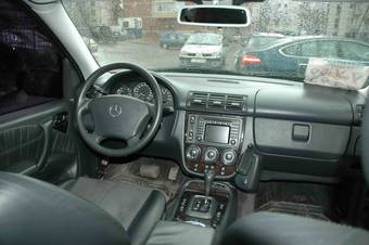 2004 Mercedes-Benz ML-Class Photos