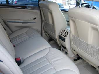 2005 Mercedes-Benz ML-Class Photos