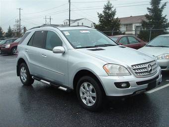 2005 Mercedes-Benz ML-Class Photos