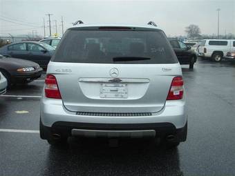 2005 Mercedes-Benz ML-Class Pictures