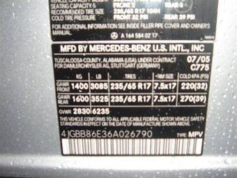 2005 Mercedes-Benz ML-Class Pictures