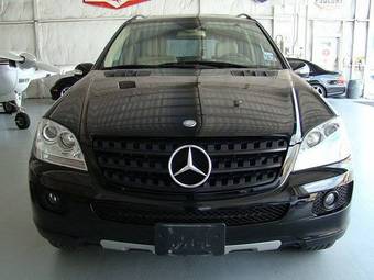 2005 Mercedes-Benz ML-Class Photos
