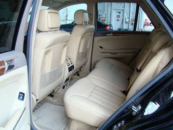 2005 Mercedes-Benz ML-Class Photos