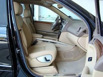 2005 Mercedes-Benz ML-Class Photos