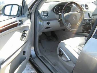 2005 Mercedes-Benz ML-Class Wallpapers