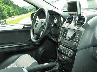 2005 Mercedes-Benz ML-Class Photos