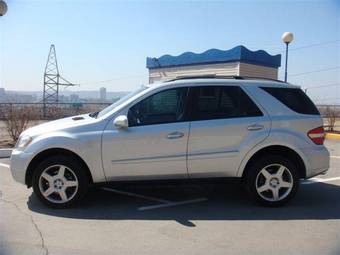 2005 Mercedes-Benz ML-Class Photos