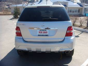 2005 Mercedes-Benz ML-Class Photos