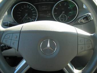 2005 Mercedes-Benz ML-Class For Sale