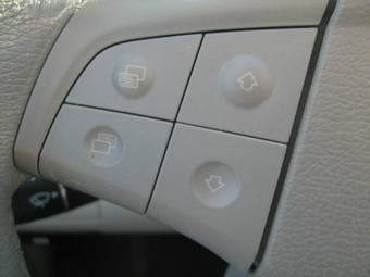 2005 Mercedes-Benz ML-Class Wallpapers