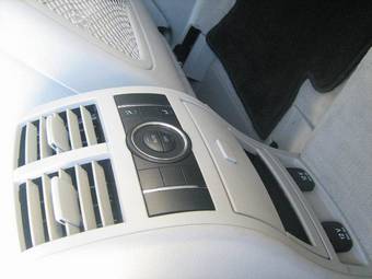 2005 Mercedes-Benz ML-Class Photos