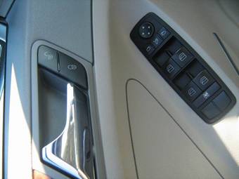 2005 Mercedes-Benz ML-Class Photos
