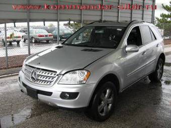 2005 Mercedes-Benz ML-Class