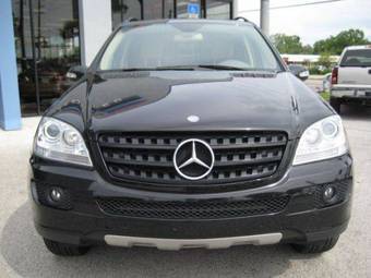 2005 Mercedes-Benz ML-Class Photos