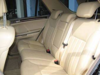 2005 Mercedes-Benz ML-Class Wallpapers