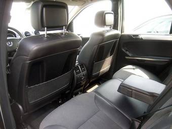 2005 Mercedes-Benz ML-Class Photos