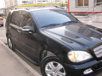 2005 Mercedes-Benz ML-Class Photos