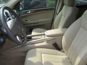 2005 Mercedes-Benz ML-Class Photos